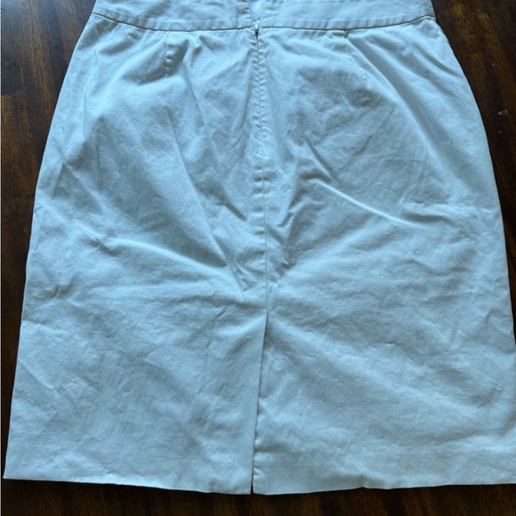 Banana Republic White Knee-Length Pencil Skirt for Work size 8 - Picture 2 of 6